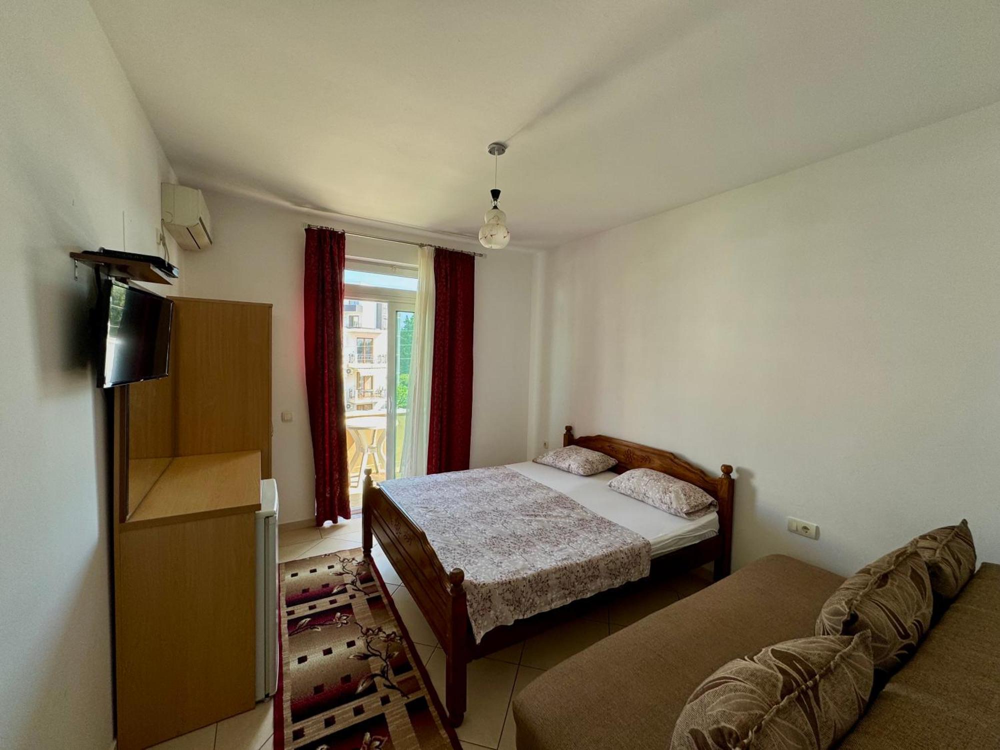 Apartments Cobi Ulcinj Ruang foto
