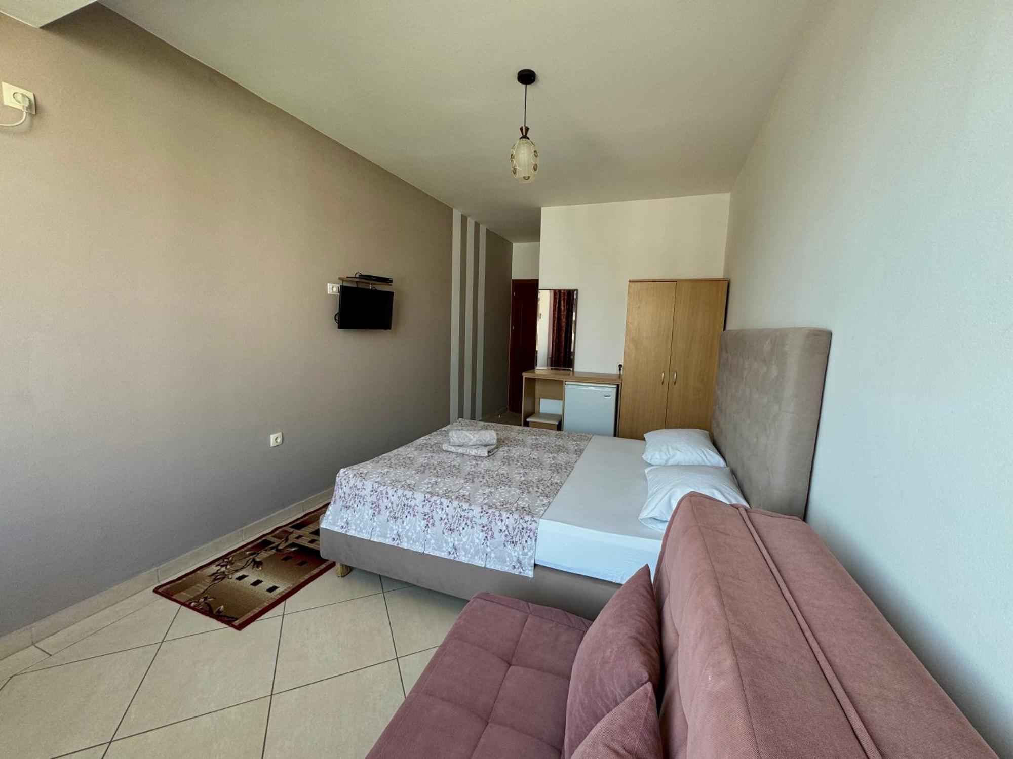 Apartments Cobi Ulcinj Ruang foto