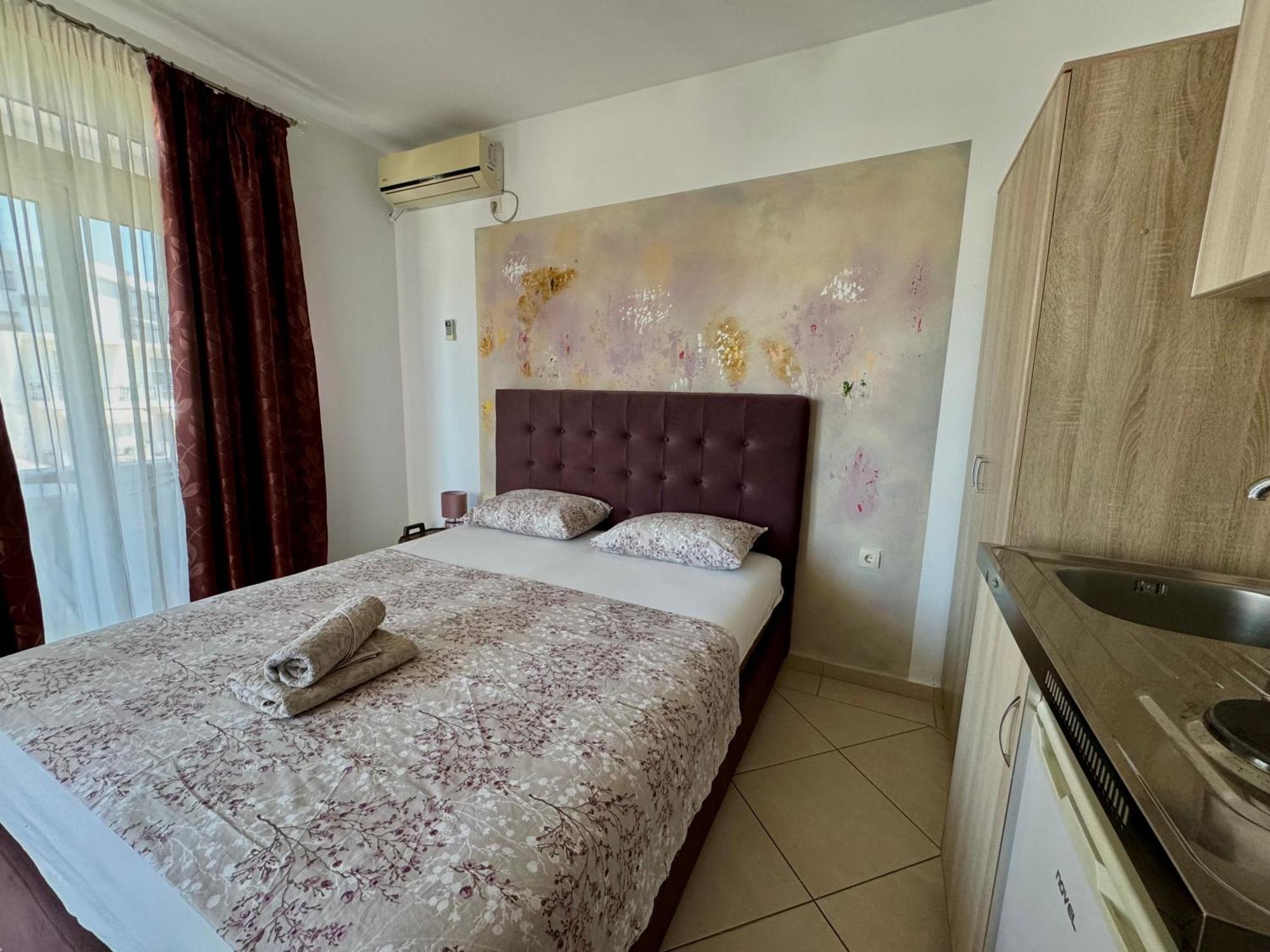 Apartments Cobi Ulcinj Bagian luar foto