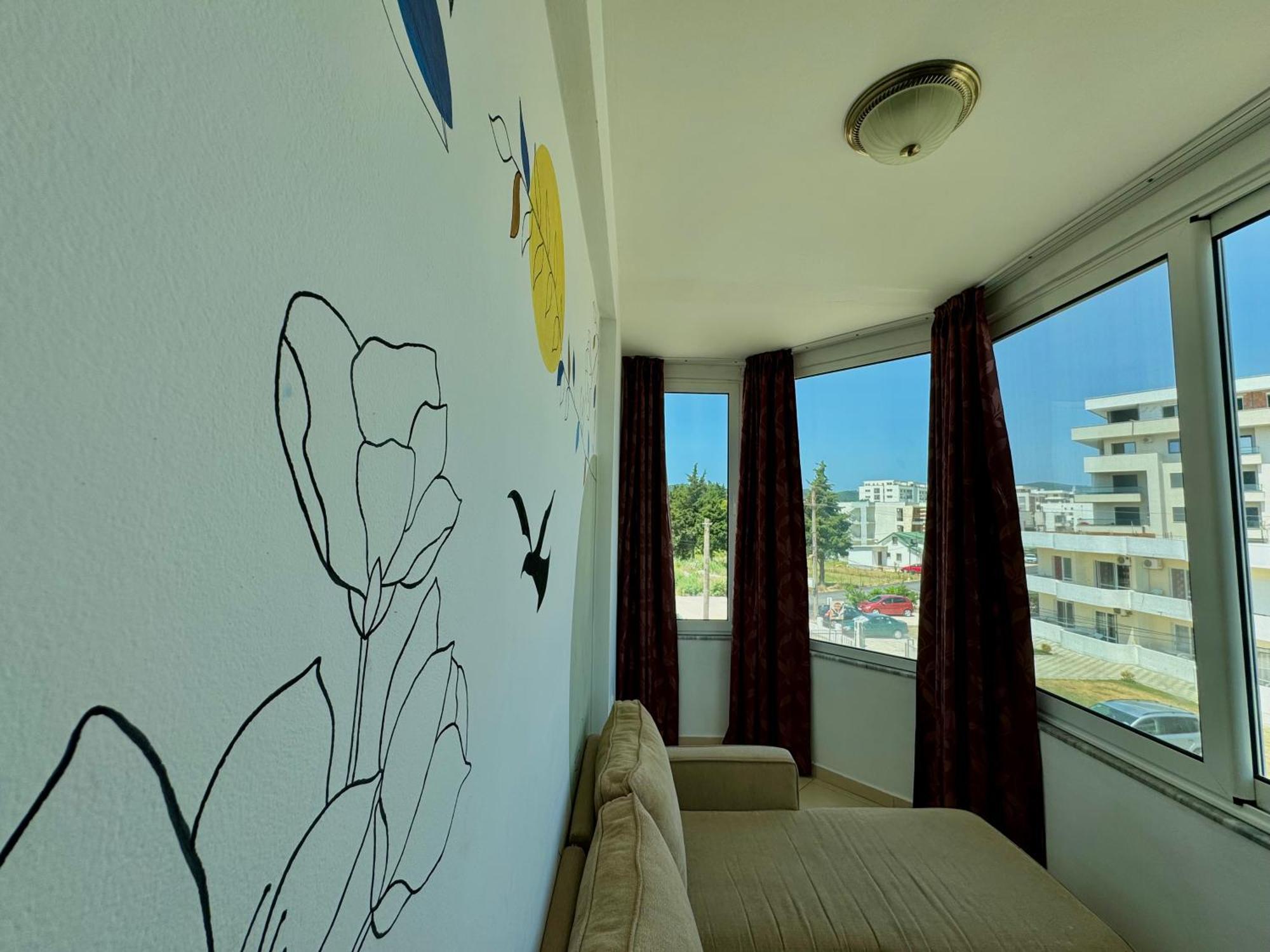Apartments Cobi Ulcinj Ruang foto