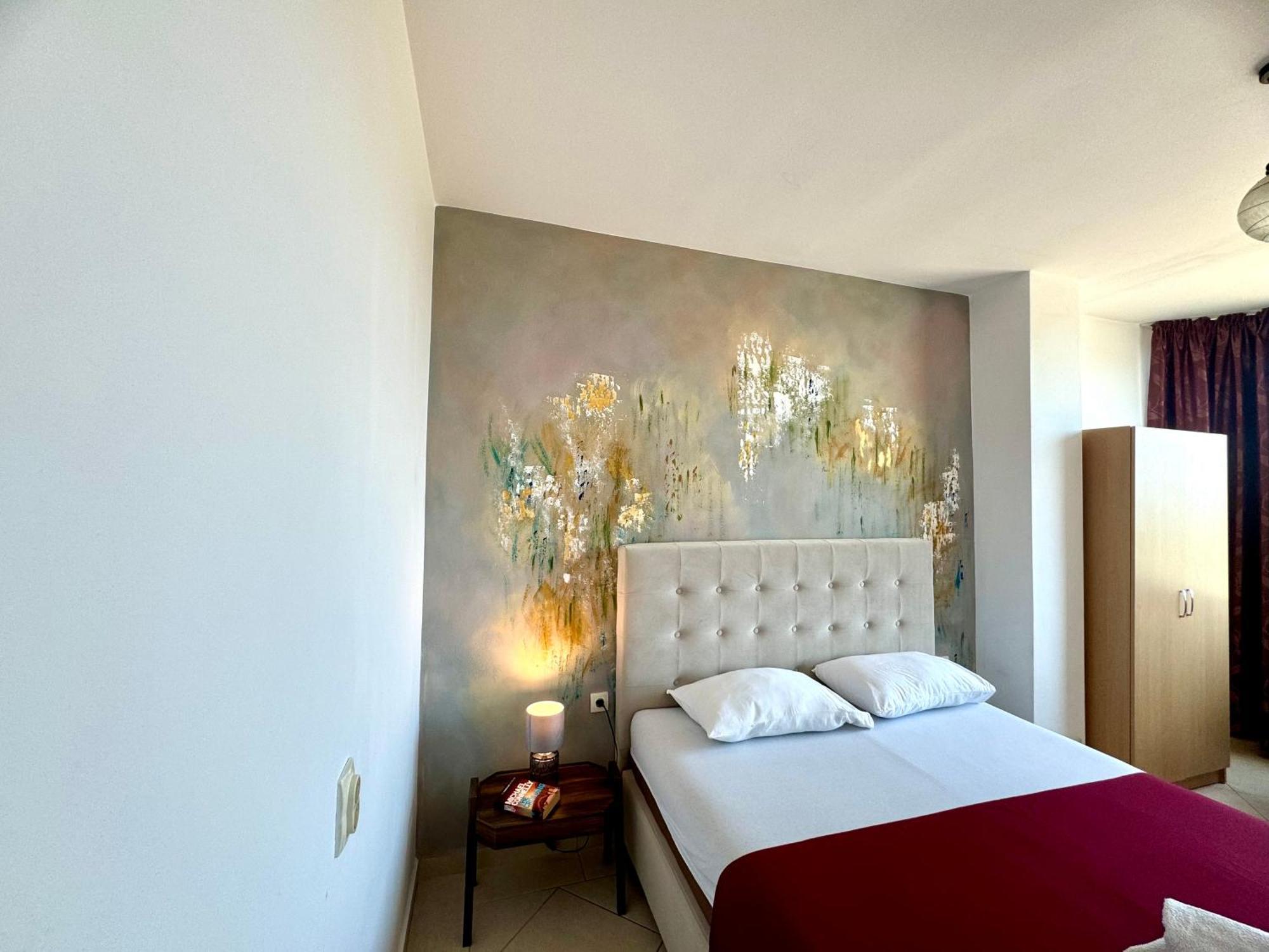 Apartments Cobi Ulcinj Bagian luar foto