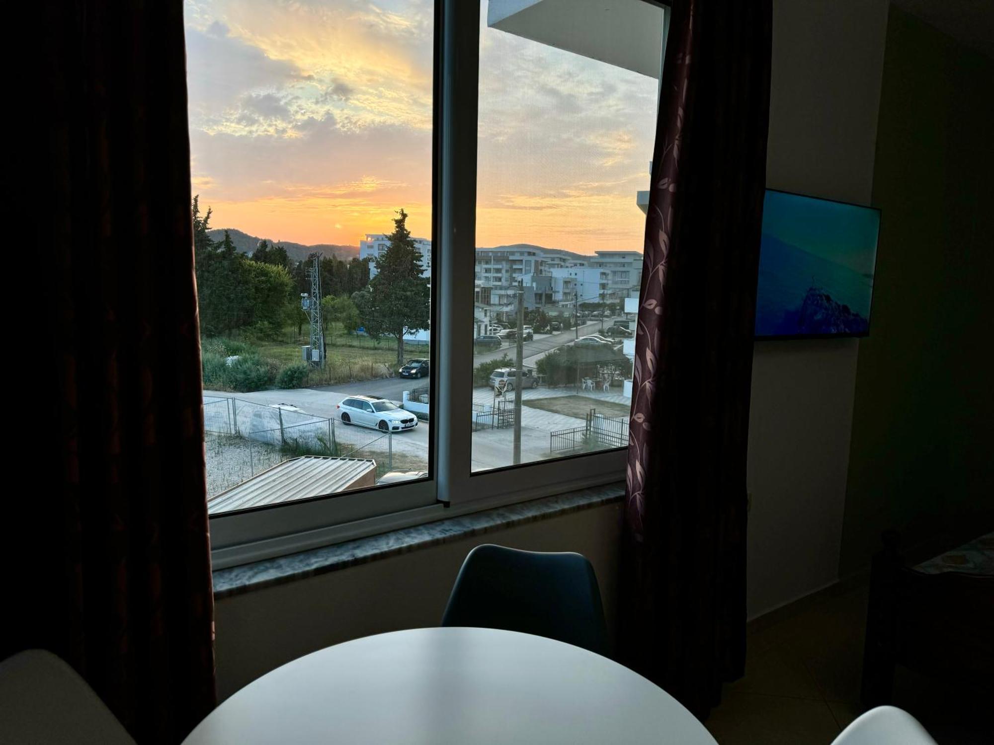 Apartments Cobi Ulcinj Bagian luar foto