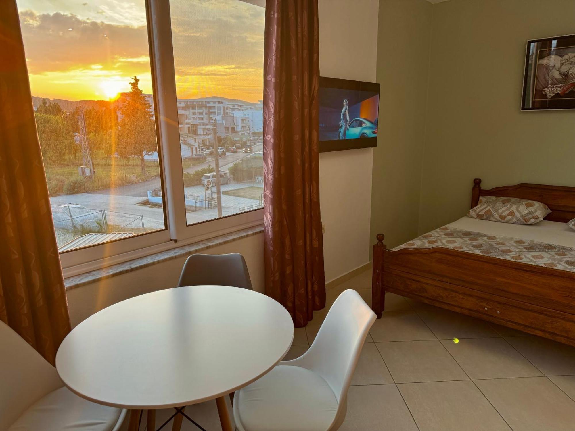 Apartments Cobi Ulcinj Bagian luar foto